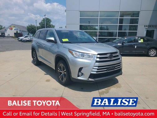 Celestial Silver Metallic 2018 Toyota Highlander LE Plus