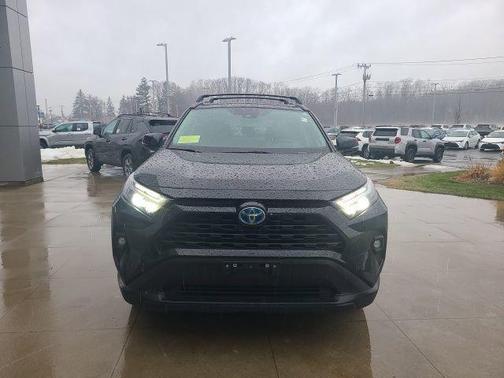 2024 Toyota RAV4 Hybrid XLE Premium