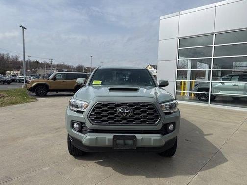 2022 Toyota Tacoma TRD Sport