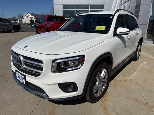 Polar White 2021 Mercedes-Benz GLB 250 4MATIC