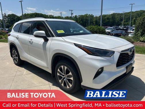 2022 Toyota Highlander Hybrid XLE