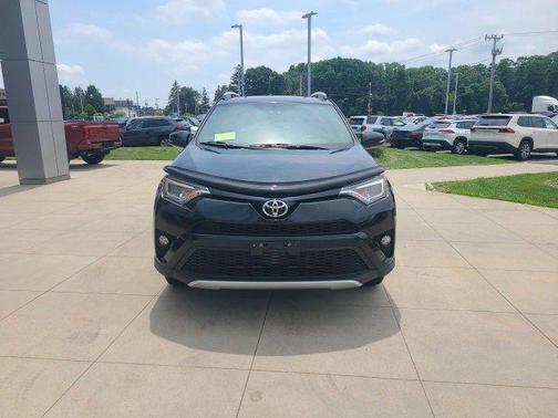 2016 Toyota RAV4 SE
