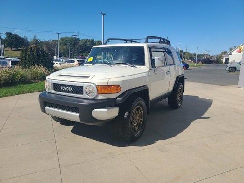 2012 Toyota FJ Cruiser Base