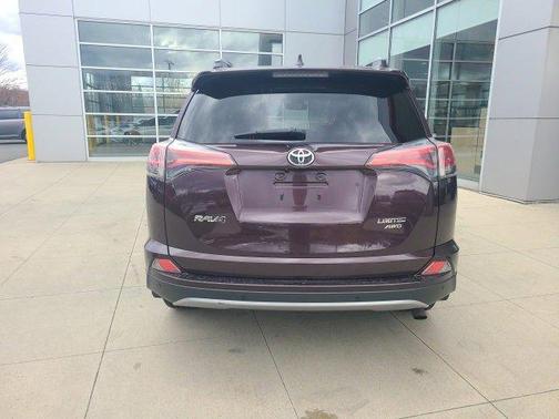 2017 Toyota RAV4 Limited