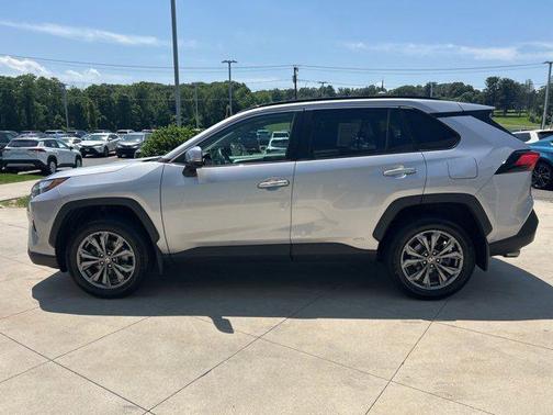 2022 Toyota RAV4 Hybrid Limited