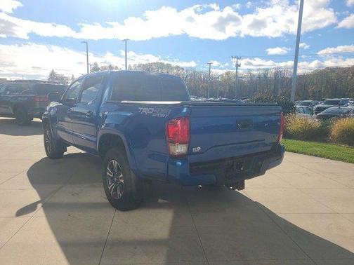 2016 Toyota Tacoma TRD Sport
