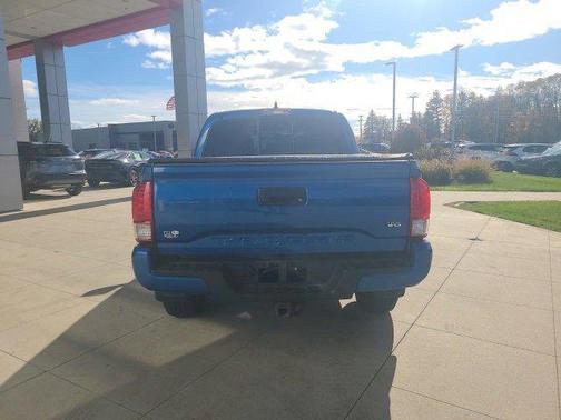 2016 Toyota Tacoma TRD Sport