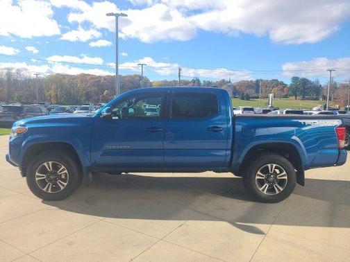 2016 Toyota Tacoma TRD Sport