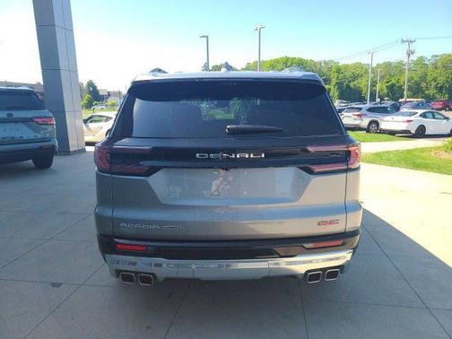 2024 GMC Acadia Denali