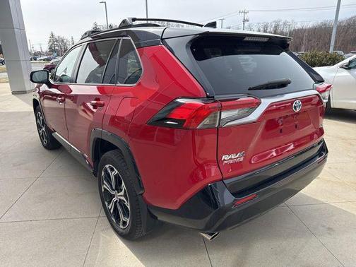 2024 Toyota RAV4 Prime XSE