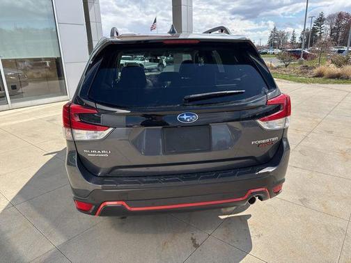 Magnetite Gray Metallic 2021 Subaru Forester Sport