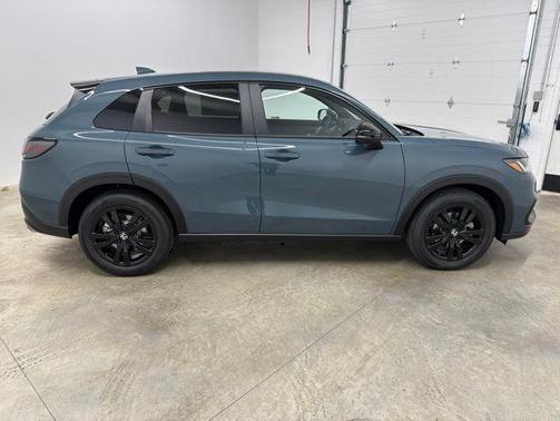 Nordic Forest P 2026 Honda HR-V AWD Sport