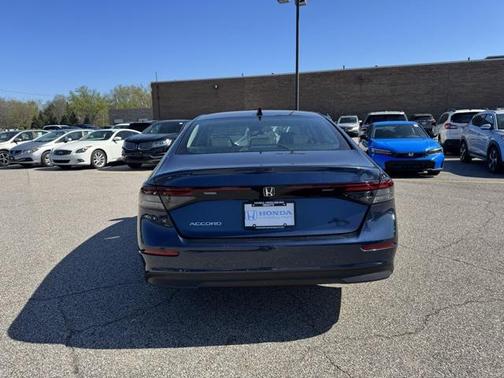 2025 Honda Accord Sport SE 1.5T