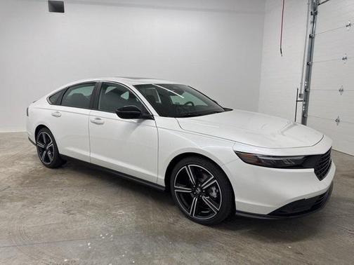 2025 Honda Accord Hybrid Base