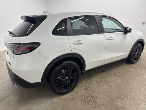 Platinum 2026 Honda HR-V AWD Sport