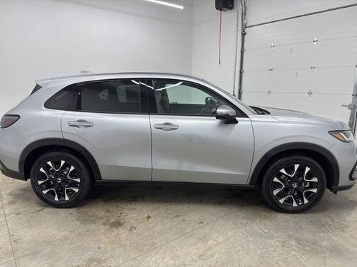 Silver Metallic 2026 Honda HR-V EX-L