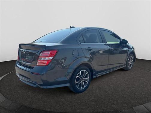 2020 Chevrolet Sonic FWD Sedan LT