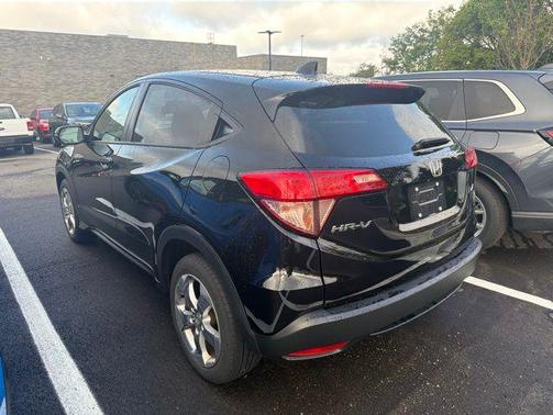 Crystal Black Pearl 2017 Honda HR-V EX