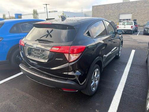 Crystal Black Pearl 2017 Honda HR-V EX