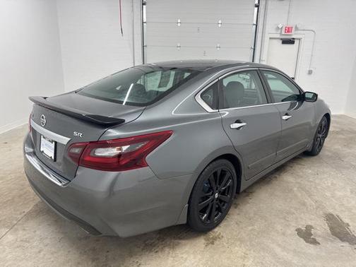 2017 Nissan Altima 2.5 SR