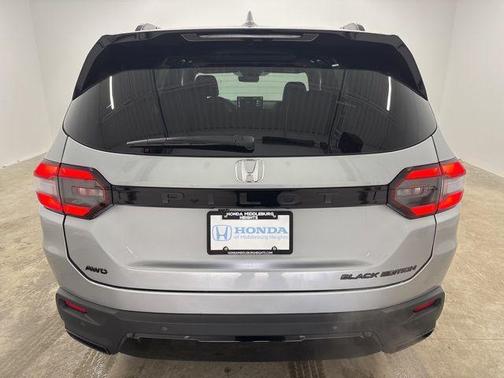 2026 Honda Pilot Black Edition