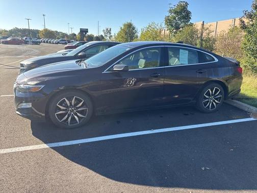 2021 Chevrolet Malibu FWD RS
