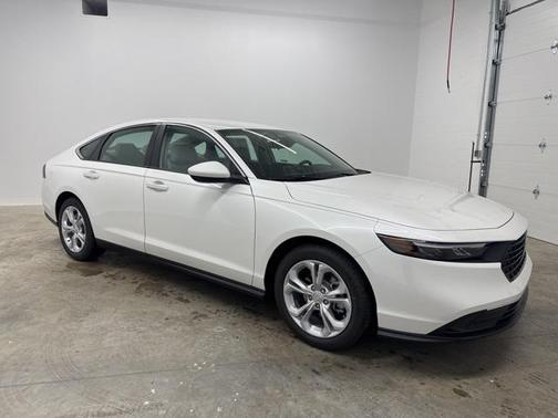 2025 Honda Accord LX 1.5T