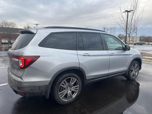 2022 Honda Pilot AWD Sport