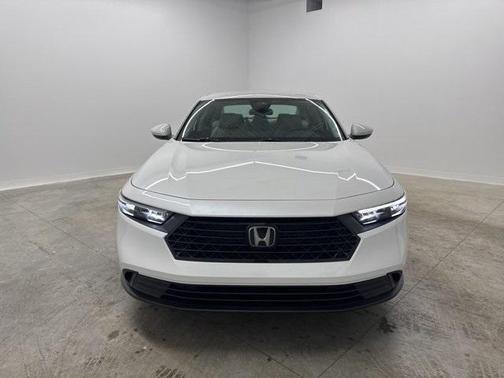 2025 Honda Accord LX 1.5T