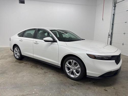 2025 Honda Accord LX 1.5T
