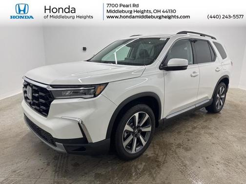 2025 Honda Pilot Touring 8-Passenger