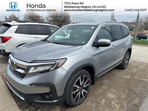 2022 Honda Pilot Touring 8-Passenger
