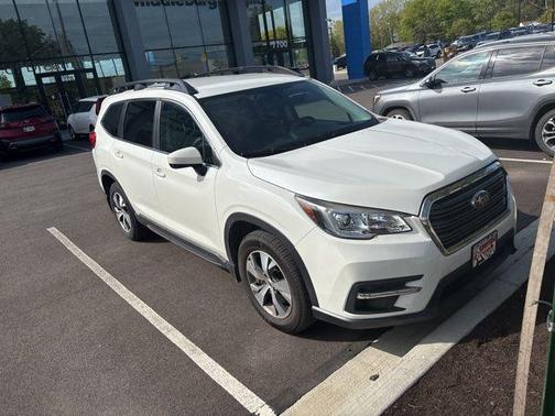 Crystal White Pearl 2019 Subaru Ascent Premium 7-Passenger