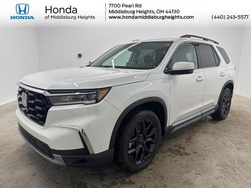 2025 Honda Pilot Touring 8-Passenger