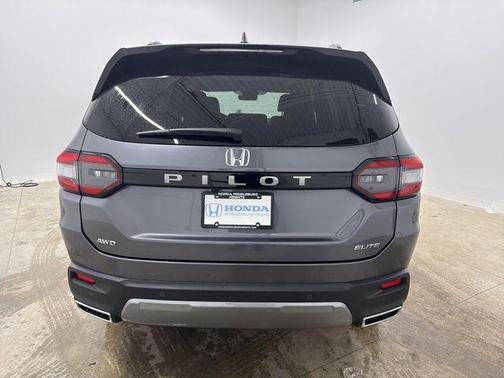 Modern Steel 2026 Honda Pilot Elite