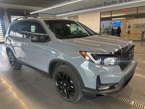 2024 Honda Passport AWD Black