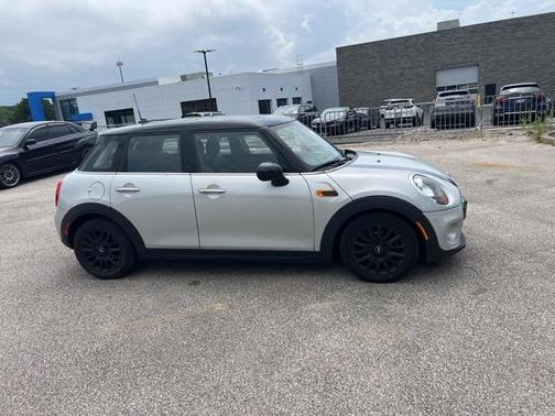 2015 MINI Hardtop Cooper