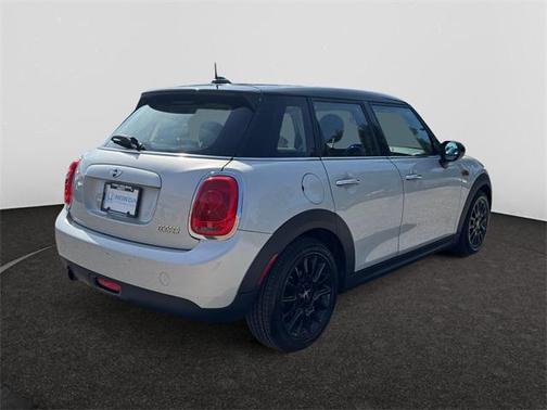 2015 MINI Hardtop Cooper