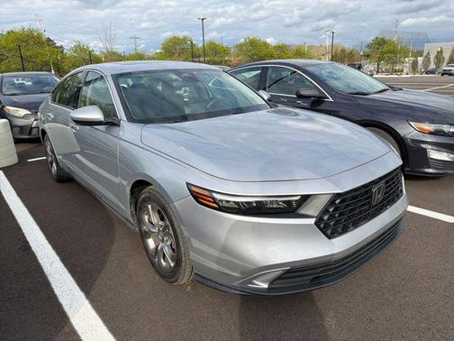 Solar Silver Metallic 2024 Honda Accord EX