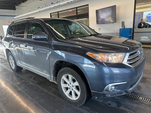 2013 Toyota Highlander SE