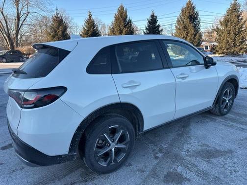 2025 Honda HR-V EX-L