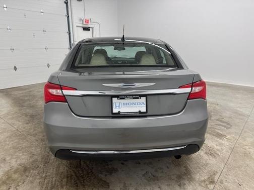 2012 Chrysler 200 Limited