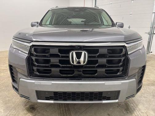 Modern Steel 2026 Honda Pilot Touring 8-Passenger