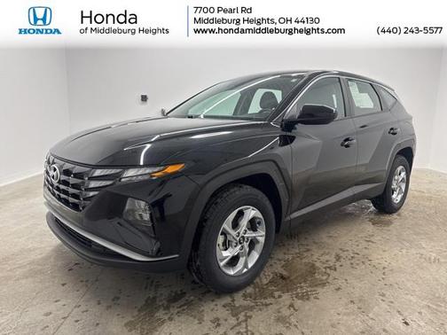 2023 Hyundai TUCSON SE