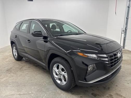 2023 Hyundai TUCSON SE