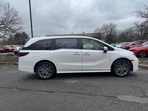 2025 Honda Odyssey Touring