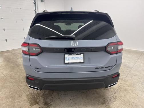 2025 Honda Pilot Black Edition