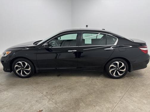 2017 Honda Accord EX w/Honda Sensing