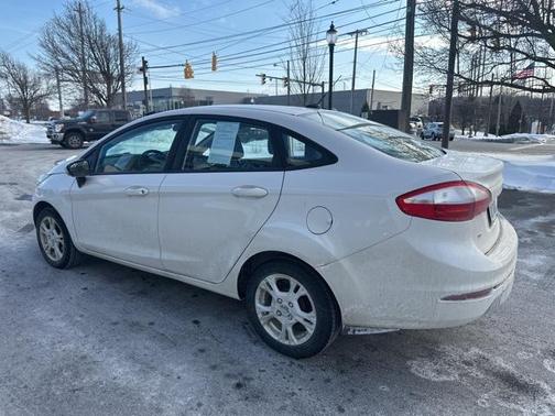 2016 Ford Fiesta SE