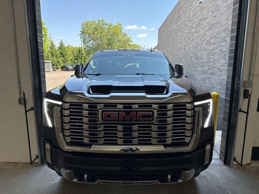 Onyx Black 2025 GMC Sierra 2500 Denali